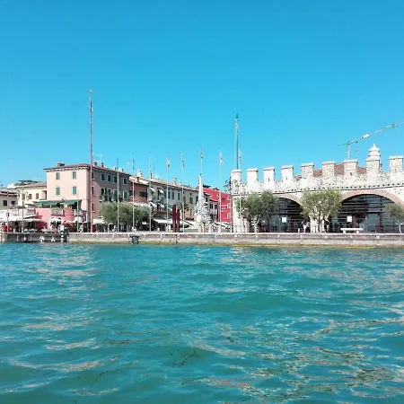 Locazione Turistica Meridiana * לאזיסה